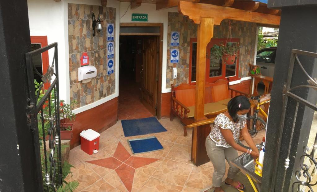 Casa Cultural Mindo Hotel ภายนอก รูปภาพ